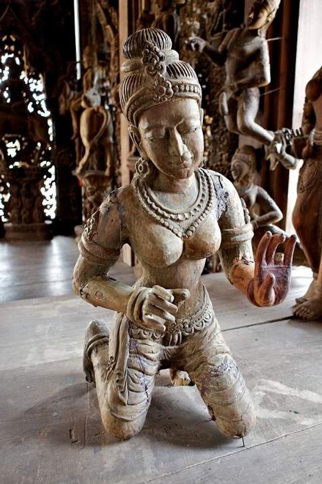 Так виглядає найбільший дерев'яний храм в світі - фото 286773