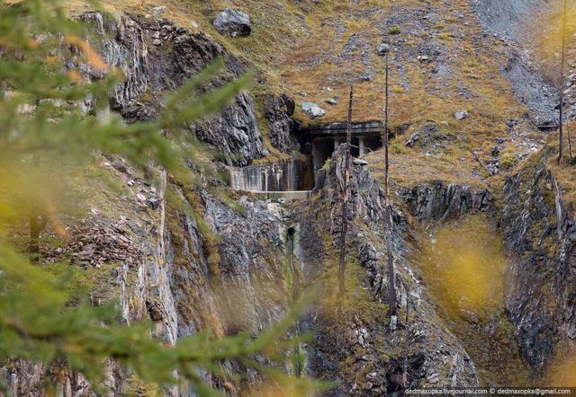 Велика гребля в альпійських горах зачарувала мережу - фото 288473