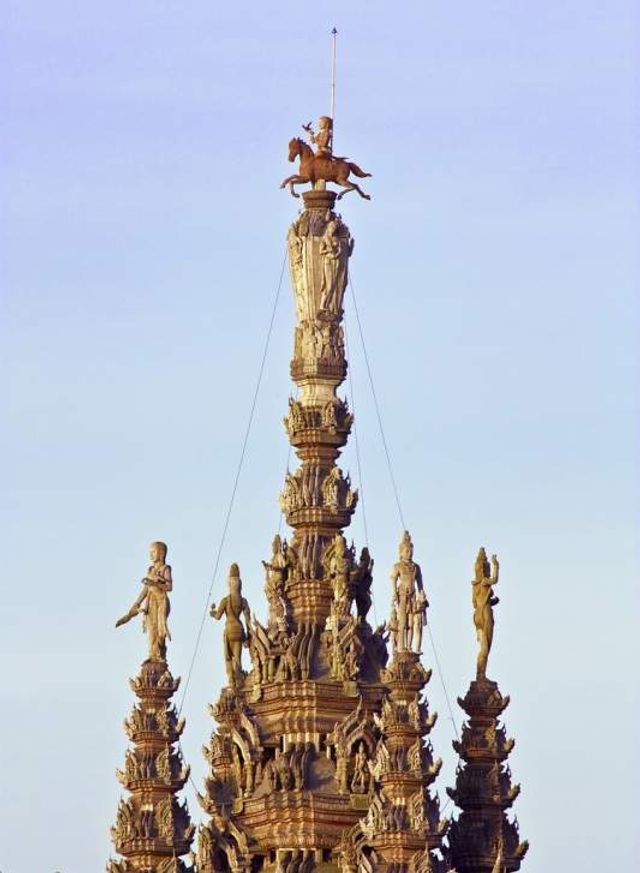 Так виглядає найбільший дерев'яний храм в світі - фото 286769