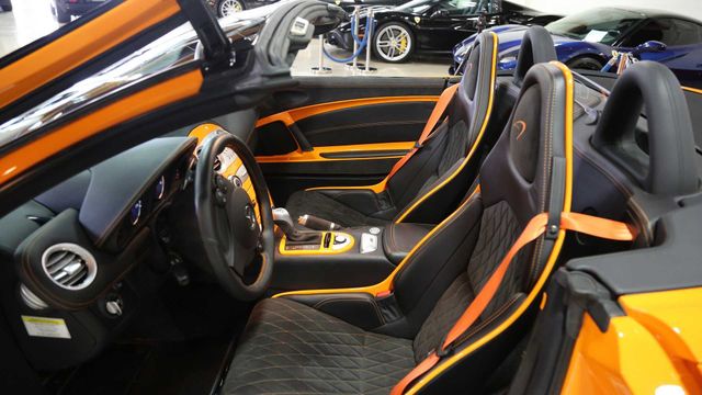 Ексклюзивний суперкар від Mercedes - фото 286704