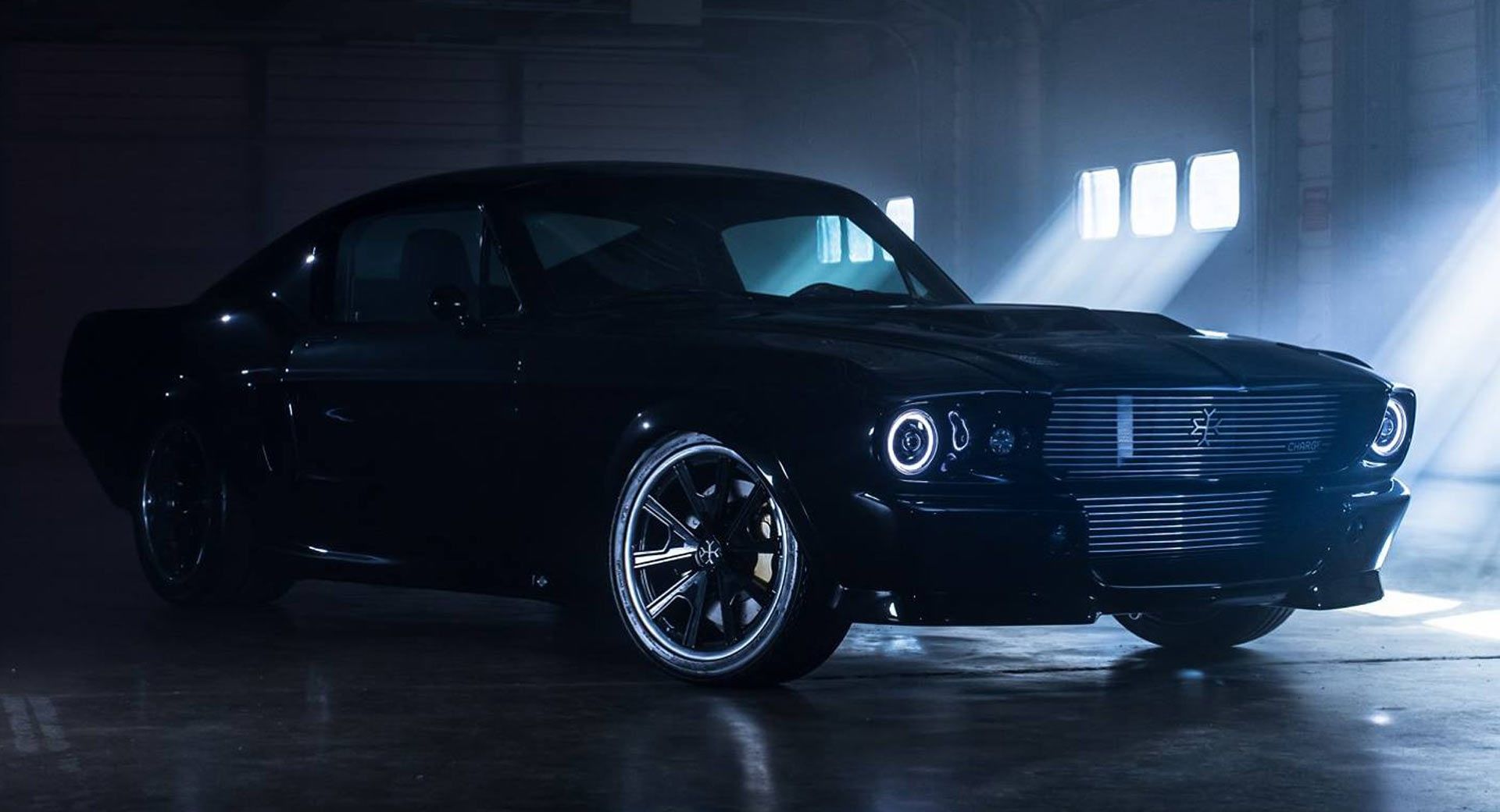 Британці запустять у серію електричний Mustang