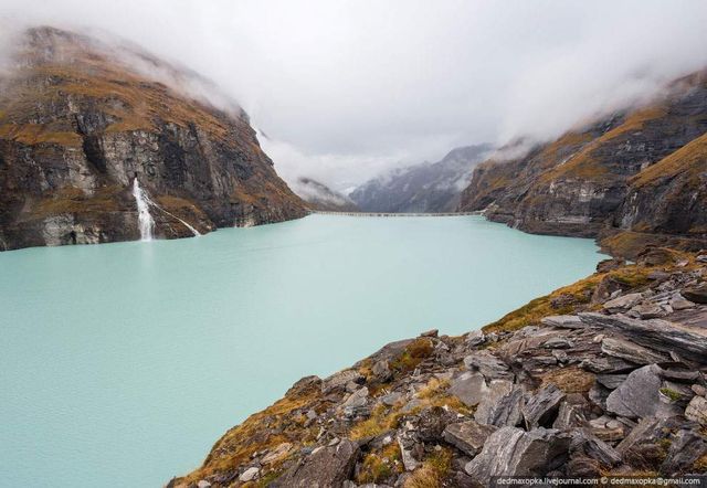 Велика гребля в альпійських горах зачарувала мережу - фото 288468