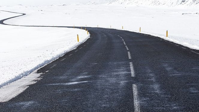 Коли і де випаде перший сніг в Україні: попередження рятувальників