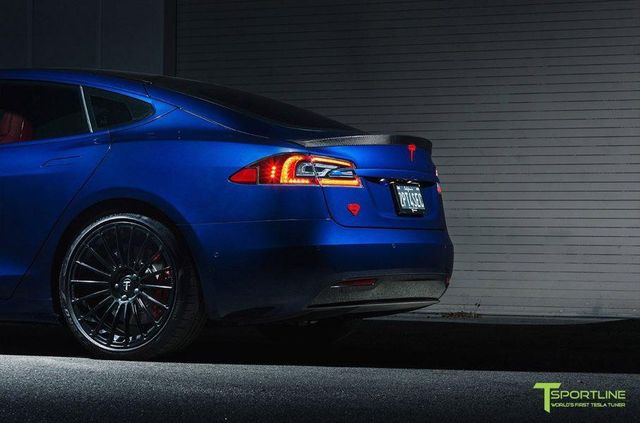 Tesla Model S для Супермена - фото 288756