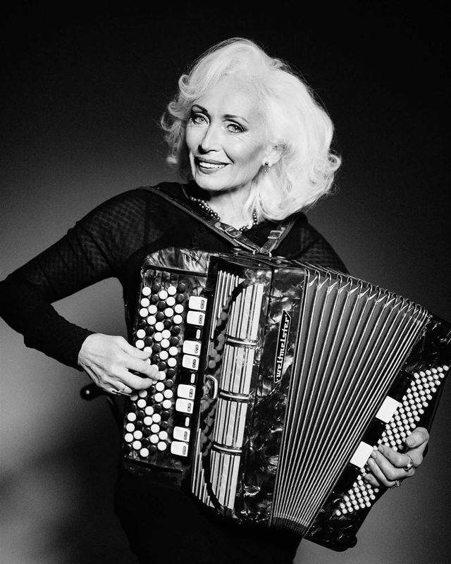 66-річна модель з України потрапила в рейтинг BBC 100 Women - фото 290027