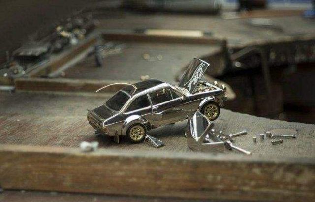 Ювелір виготовив точну копію ралійного Ford - фото 290079