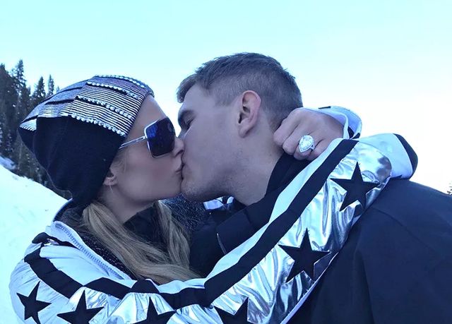 Заручини Періс Хілтон і Кріса Зілки - фото 290476