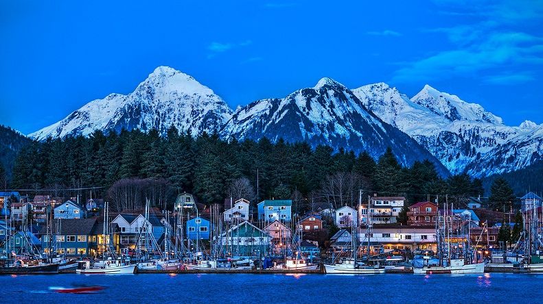 На Алясці прокинувся вулкан Веніамінова: відео