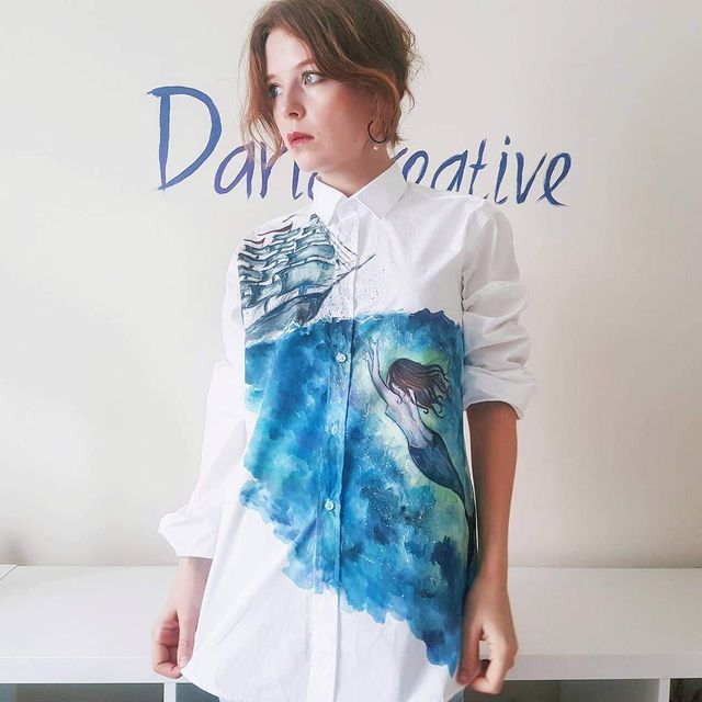 Художниця перетворює звичайний одяг на шедеври - фото 291146