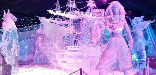 У Брюгге відкрилася виставка льодяних скульптур: яскраві фото - фото 291238