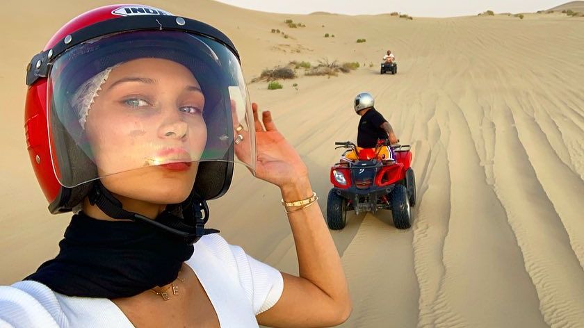 Белла Хадід показала, як провела екстремальні вихідні у Дубаї