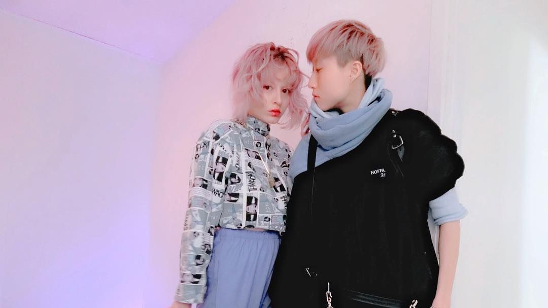 Дочка Джекі Чана з нареченою - фото 1