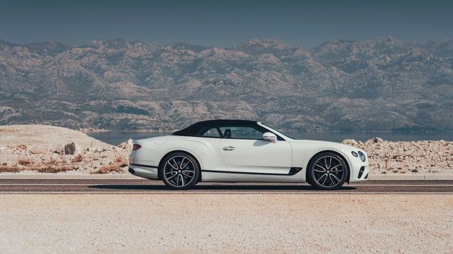 Новий кабріолет Continental GT- фото 291665