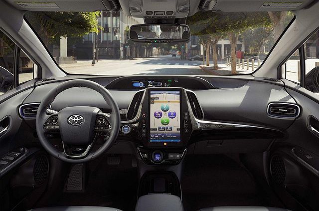 Оновлений Toyota Prius - фото 291849