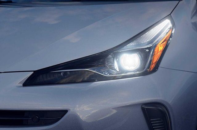 Оновлений Toyota Prius - фото 291851