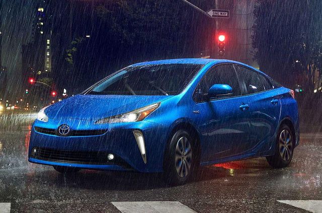 Оновлений Toyota Prius - фото 291852