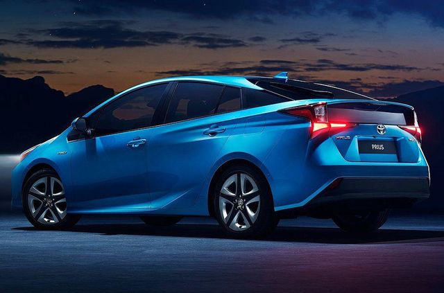 Оновлений Toyota Prius - фото 291855