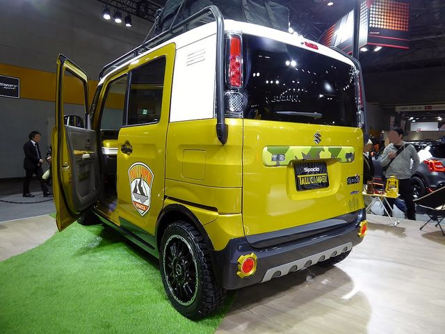 Suzuki анонсувала маленький позашляховик Spacia- фото 292071