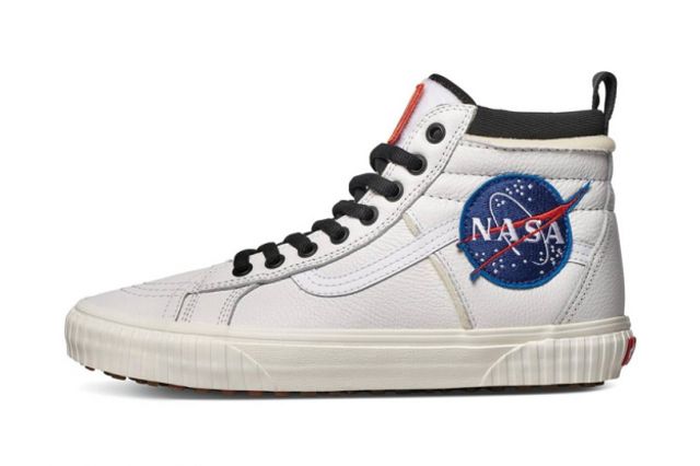 Vans присвятили колекцію 60-річчю NASA - фото 292189