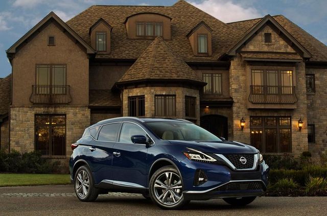 Nissan удосконалив свій популярний кросовер Murano - фото 292240