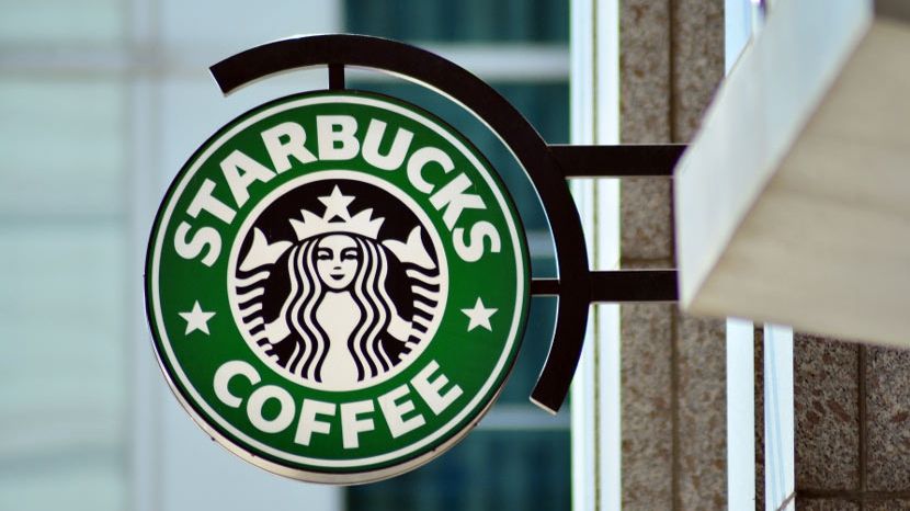 Starbucks - фото 1