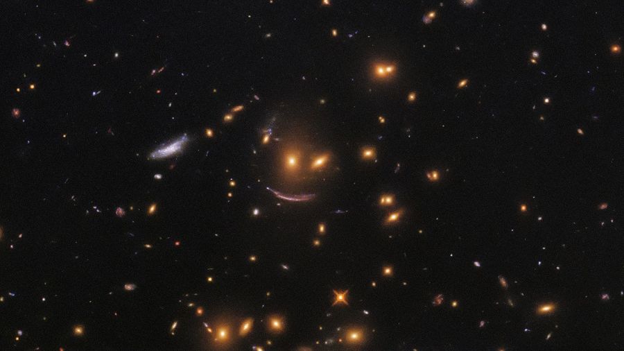 "Посмішка Всесвіту" - фото 1