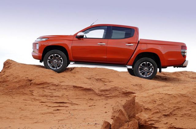 Оновлений пікап Mitsubishi L200 - фото 288122