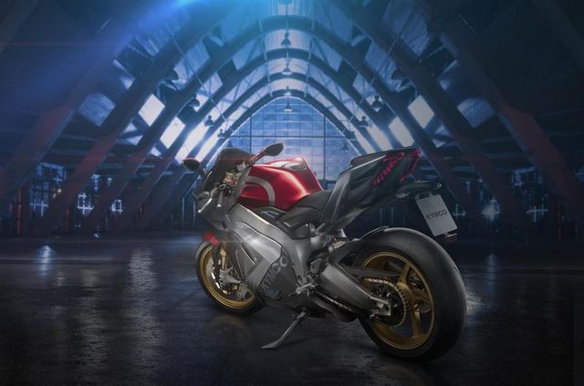 Спортбайк отримав коробку передач для максимального пришвидшення - фото 287917