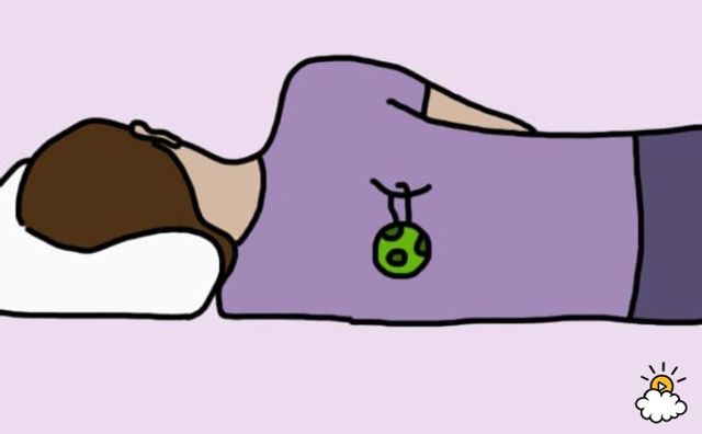 Медики назвали найкориснішу позу для сну - фото 288408