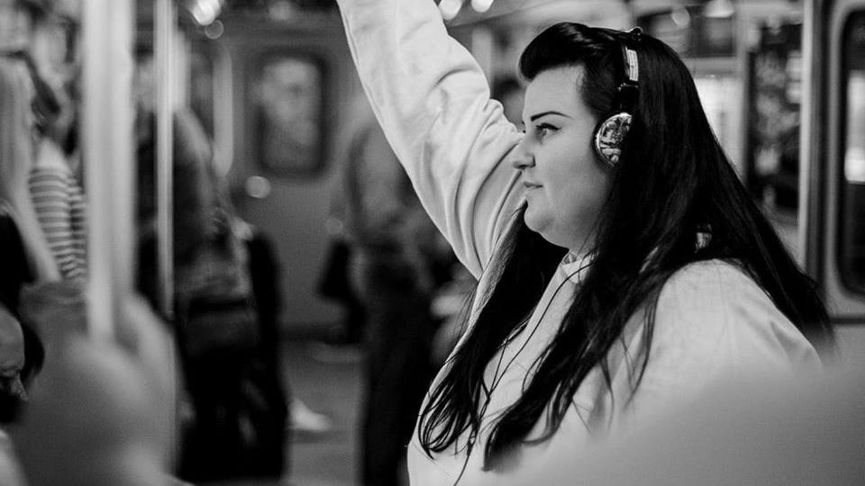 alyona alyona – Голови: новий хіт української реперки-виховательки підкорює мережу