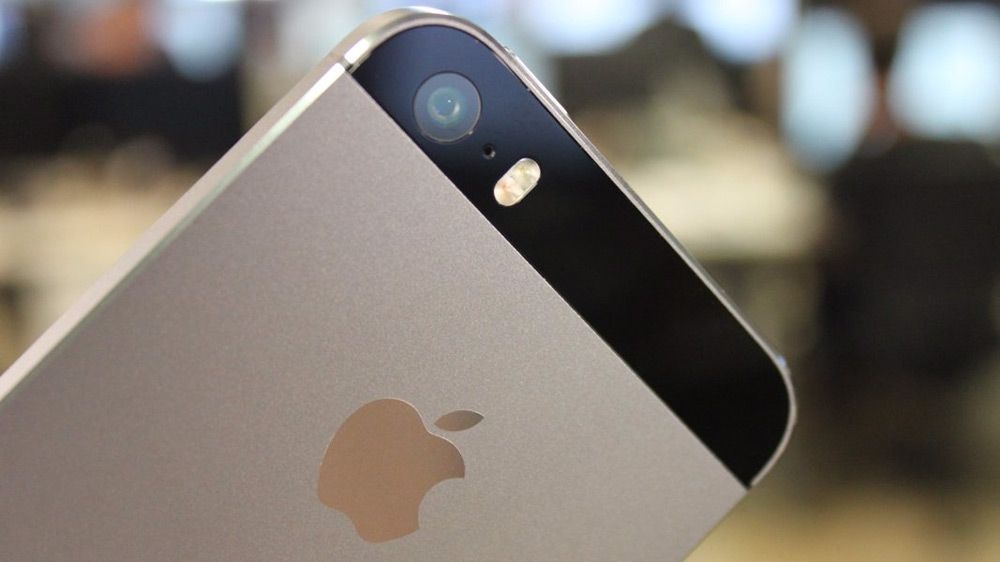 Компанія Apple офіційно "поховала" одну зі своїх моделей iPhone