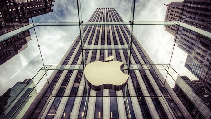 Apple займеться зйомкою художніх фільмів