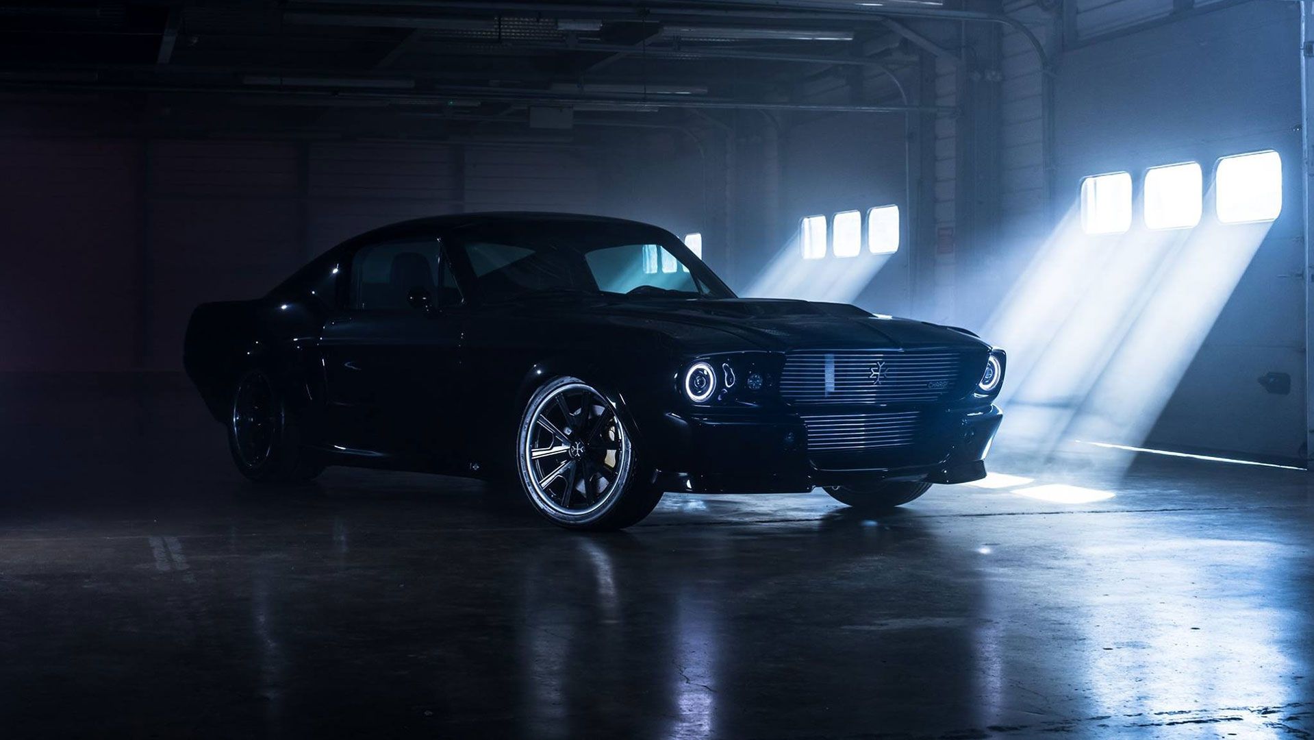 Британська компанія Charge Automotive представила повністю електричний Ford Mustang