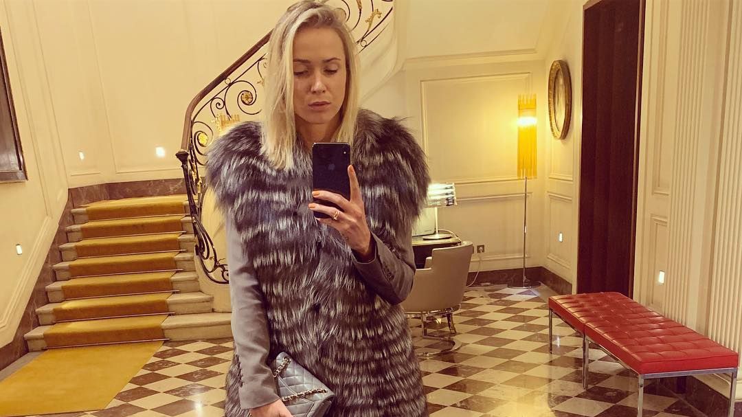 Світоліна приміряла стильні наряди у яскравій фотосесії