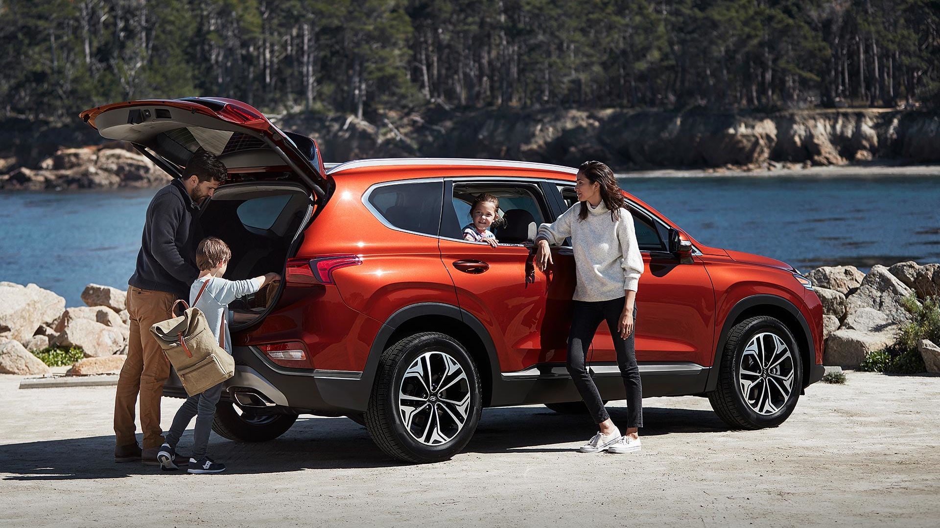 Новий Hyundai став ще довшим: ефектні фото