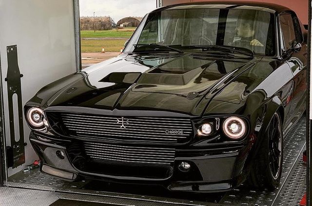 Електричний Mustang від Charge - фото 288995