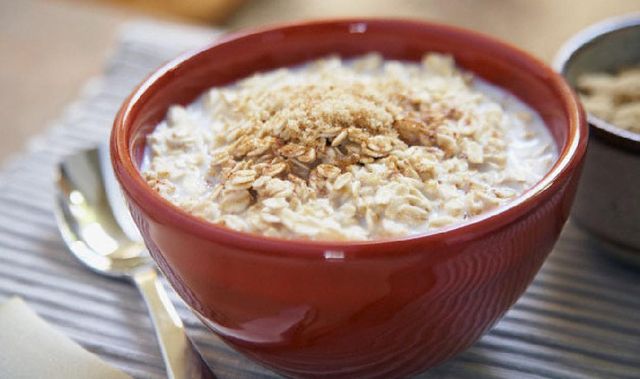 Вівсянка допомагає завдяки клітковині - фото 289238