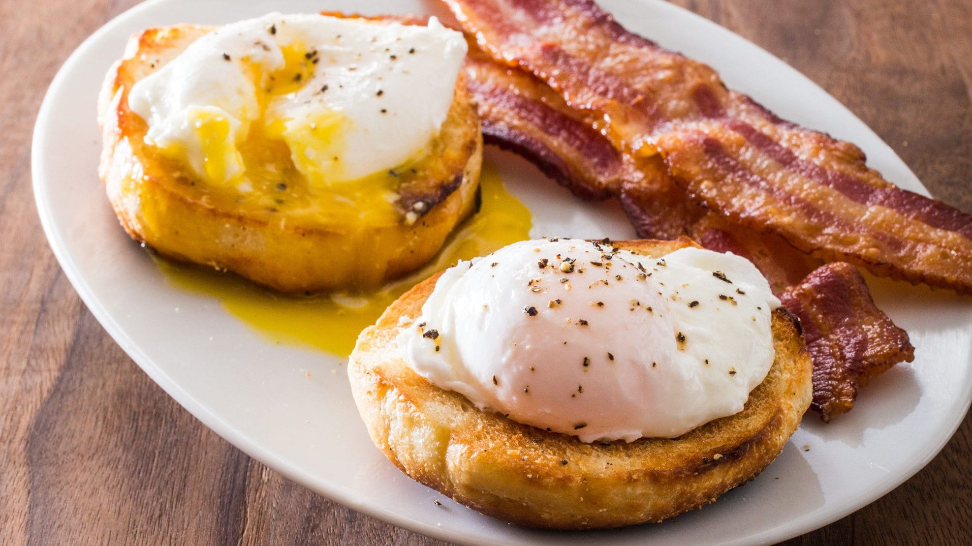 Кому просто необхідно їсти яйця