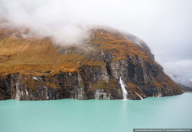Велика гребля в альпійських горах зачарувала мережу - фото 288461