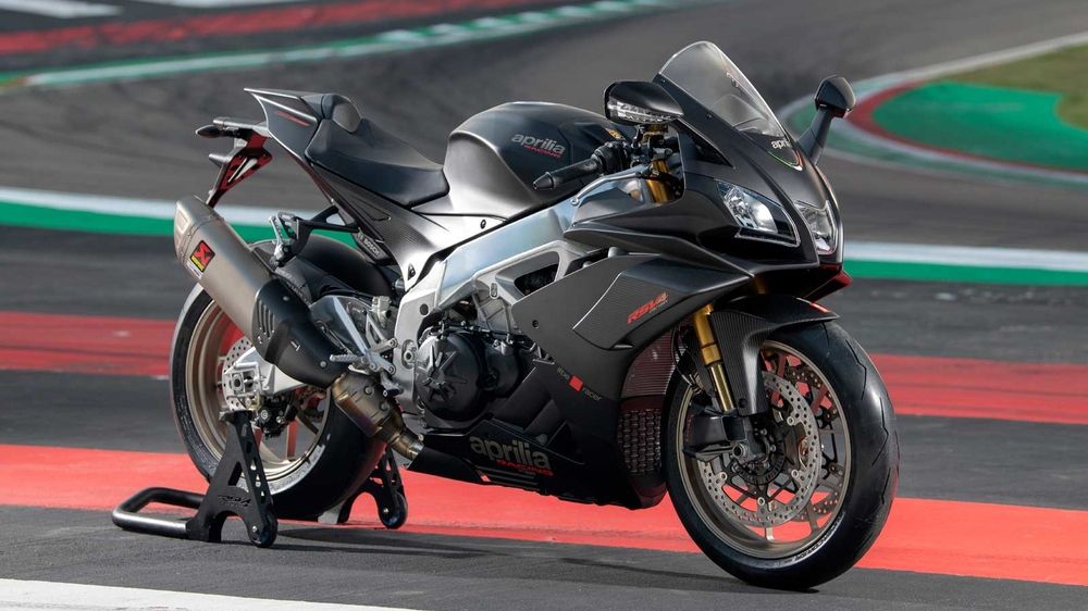 Aprilia показала новий флагман 2019 модельного року: найпотужніший байк