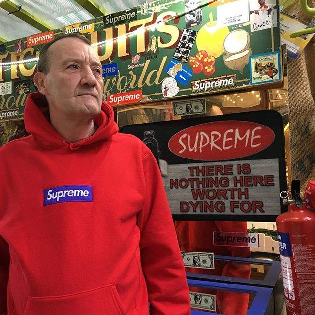 Стильний продавець фруктів з Лондона підкорив мережу - фото 292724