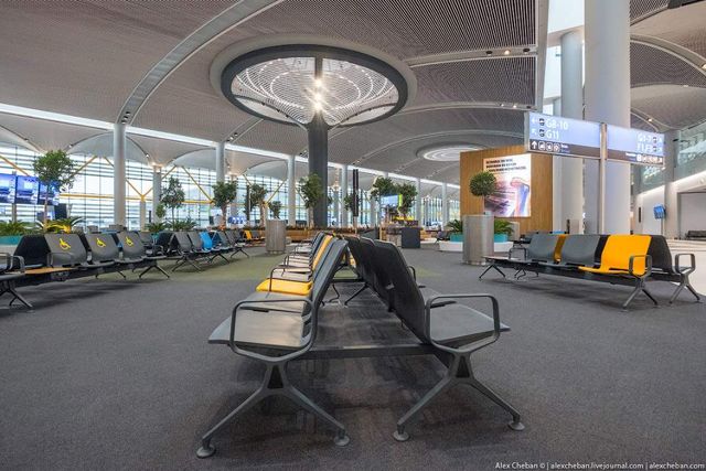 Так виглядає найбільший аеропорт в світі - фото 292768