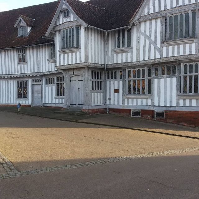 Перфекціоністи б плакали: як виглядає криве селище в Англії - фото 292950