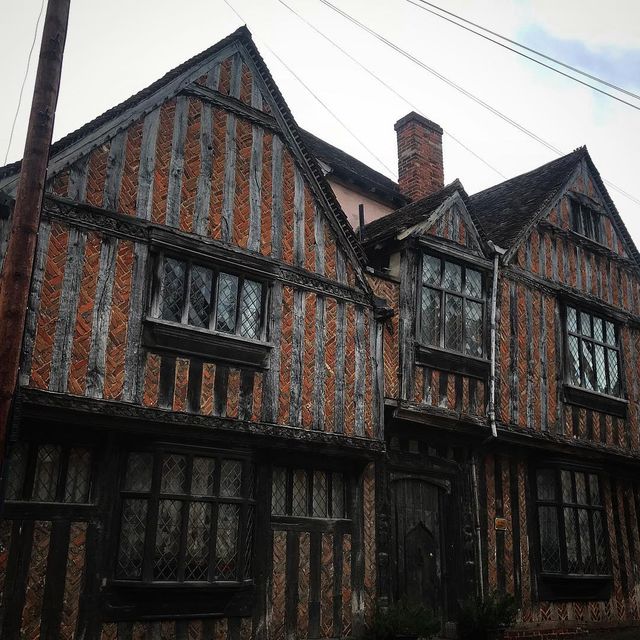 Перфекціоністи б плакали: як виглядає криве селище в Англії - фото 292953