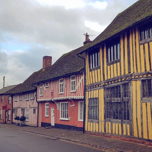 Перфекціоністи б плакали: як виглядає криве селище в Англії - фото 292955