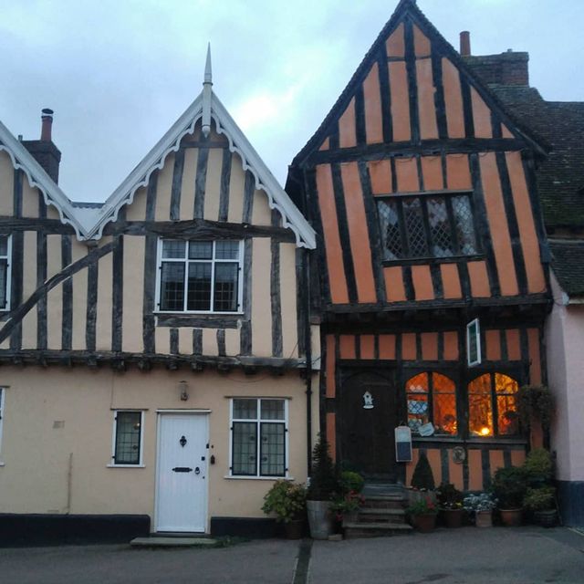 Перфекціоністи б плакали: як виглядає криве селище в Англії - фото 292959