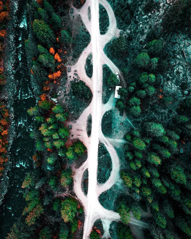 Пейзажі світу з висоти пташиного польоту: ефектні фото - фото 293380