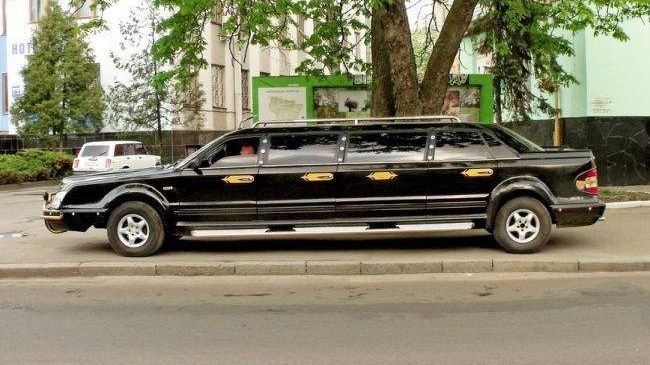 Модель запозичує базові запчастини і комплектуючі Audi A8 - фото 1