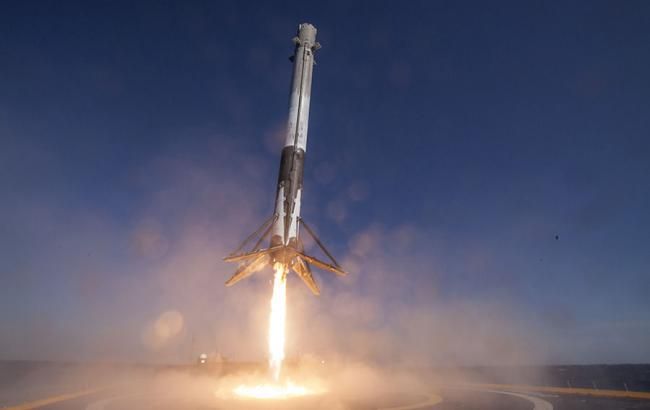 Falcon 9 - фото 1