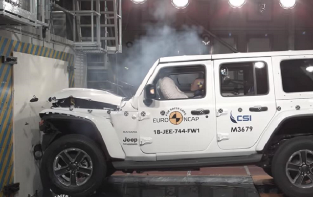 Краш-тест Jeep Wrangle - фото 1